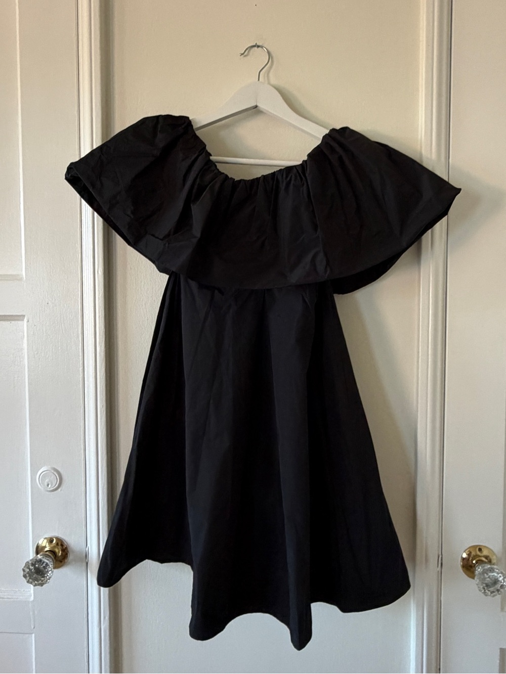 COS *NWT* Voluminous Off-The-Shoulder Mini Dress in Black - Size 2
